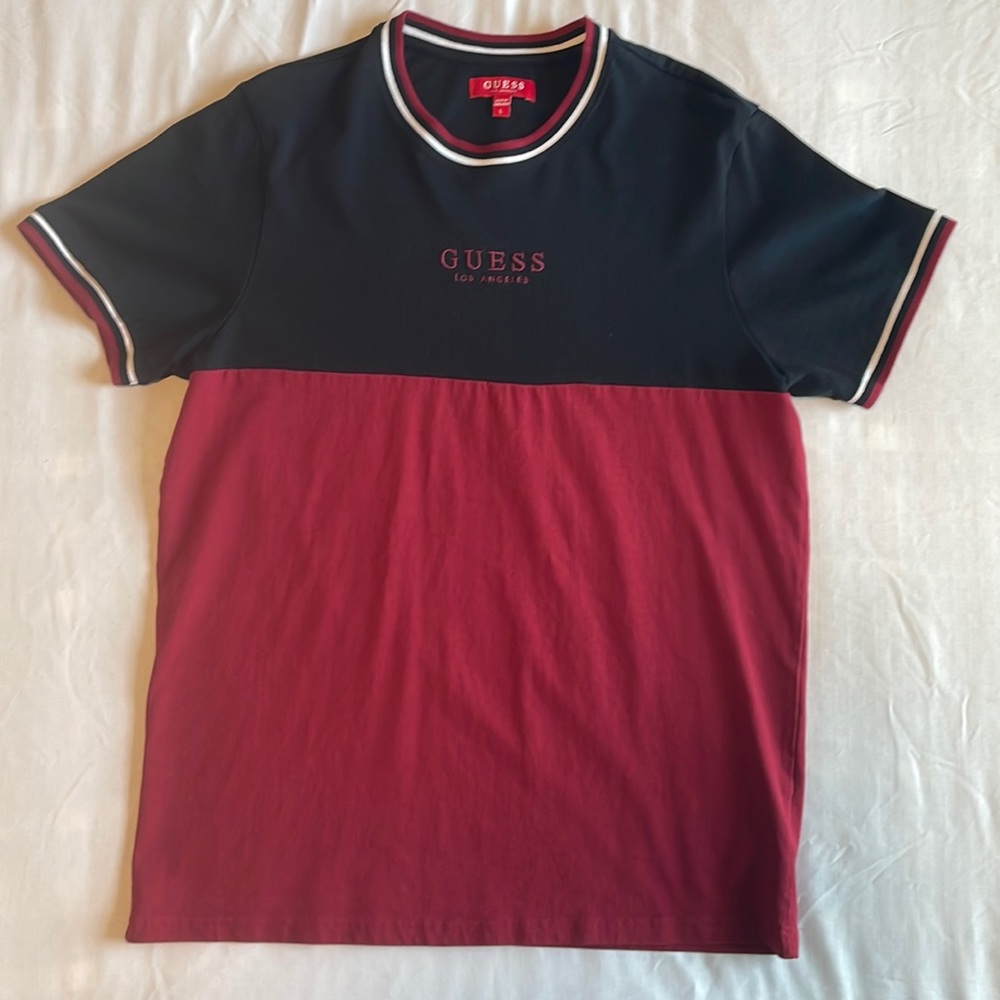 Vintage Guess Burgundy/Black t-shirt